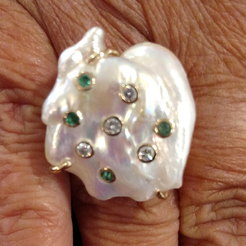 pearl ring with emeralds and diamonds